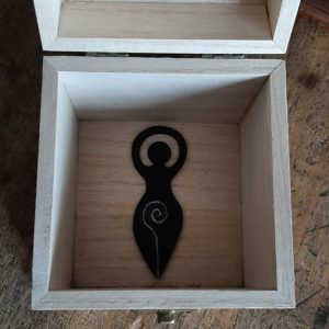 Cube féminin sacré